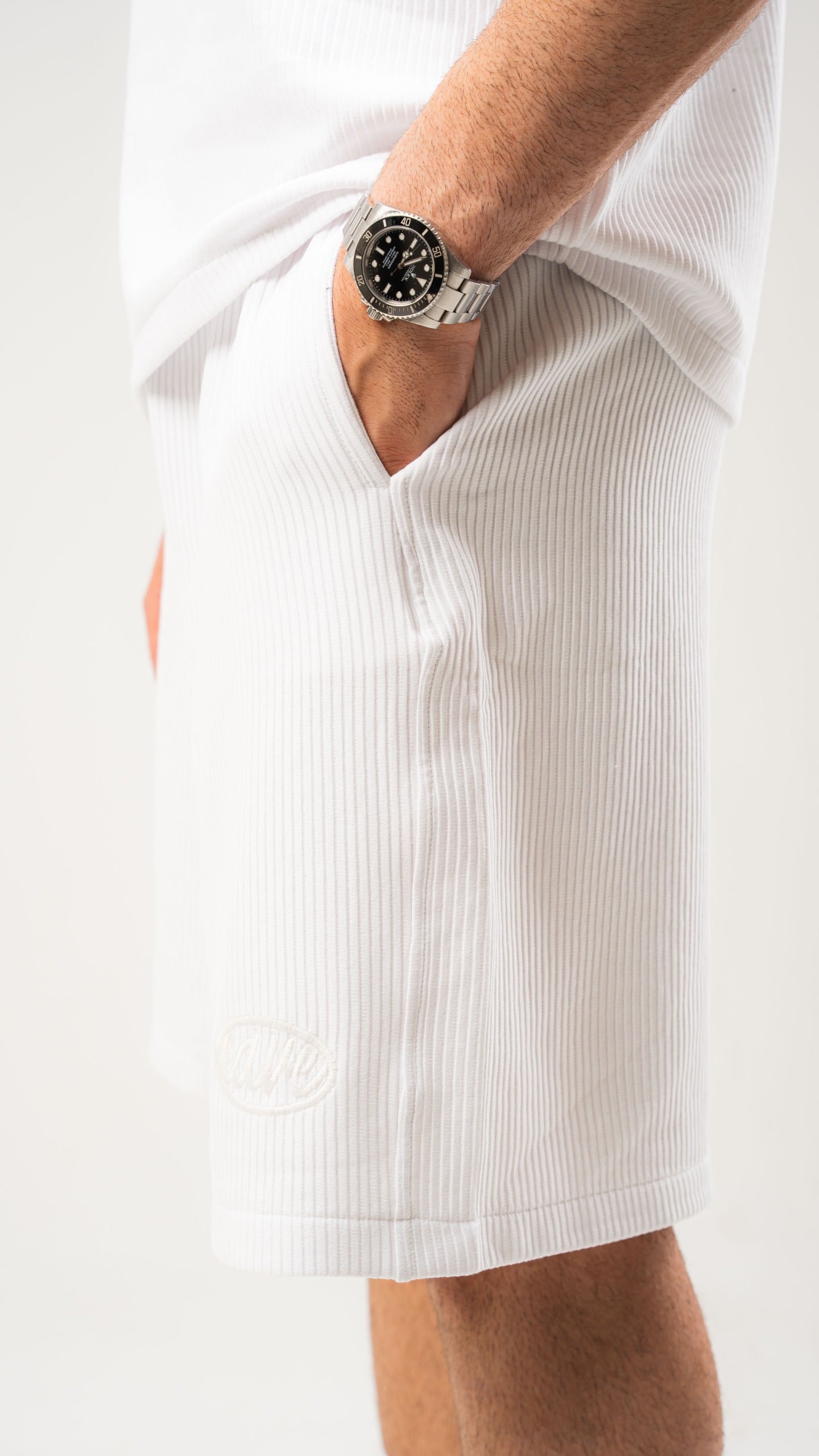 White Cardonne Set
