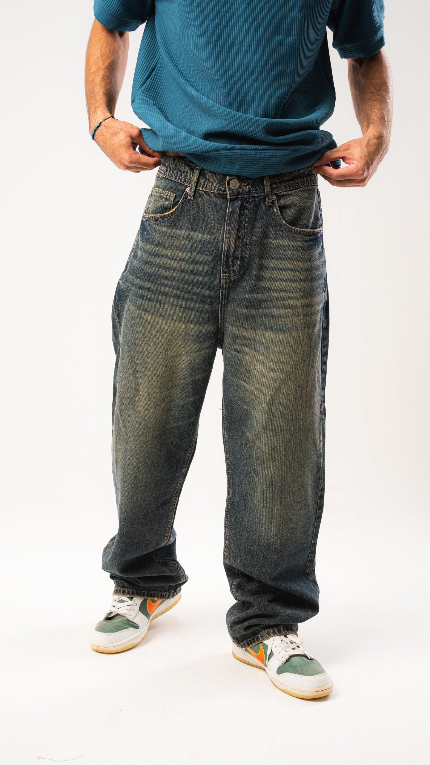 Unisex Dirty Jeans