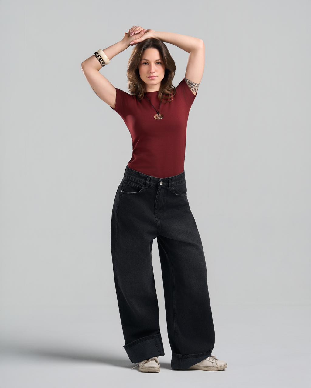 U-Neck Short Sleeve Burgundy Top