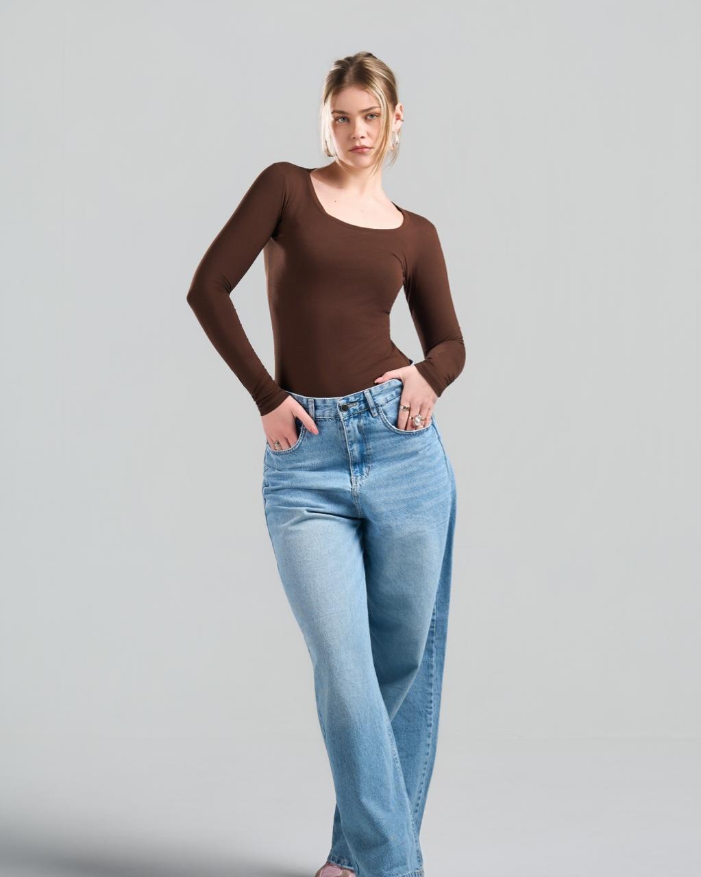 Round Long Sleeve Brown Top