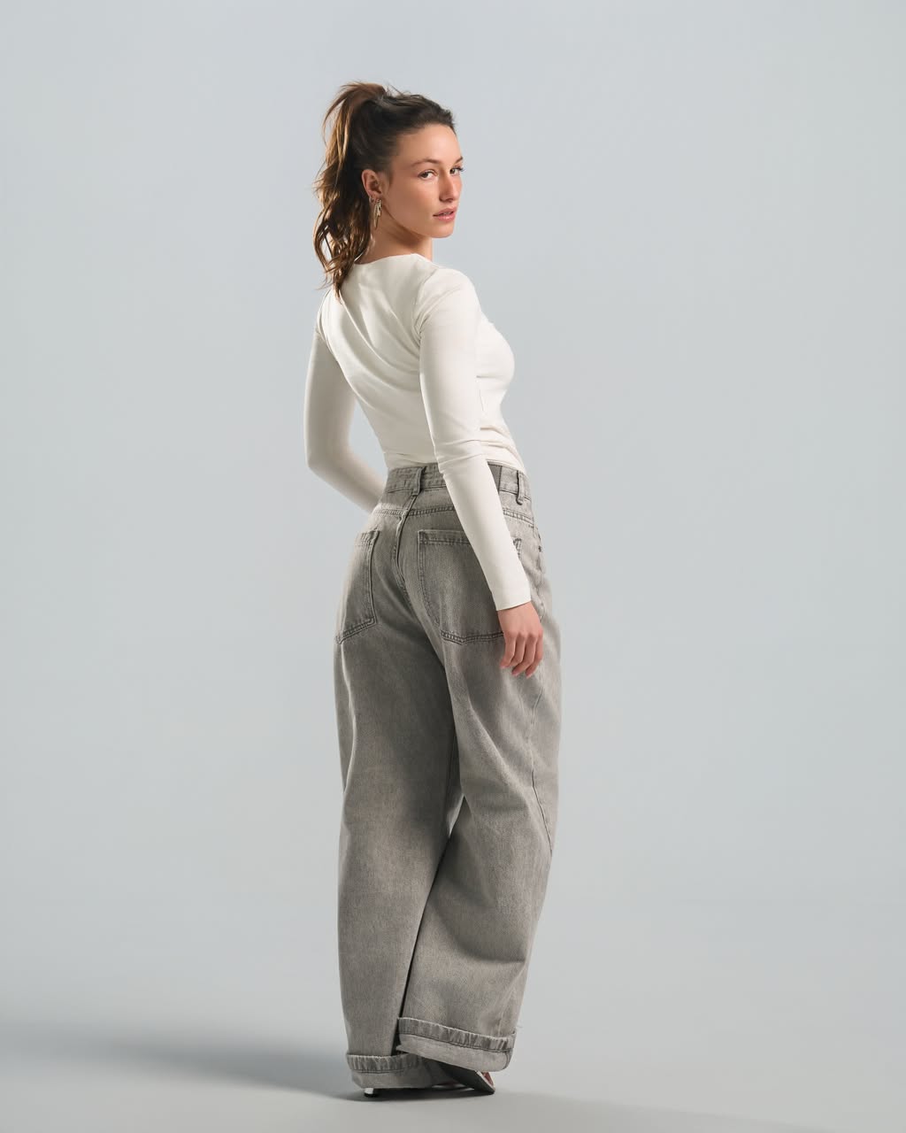 Square Long sleeve white top