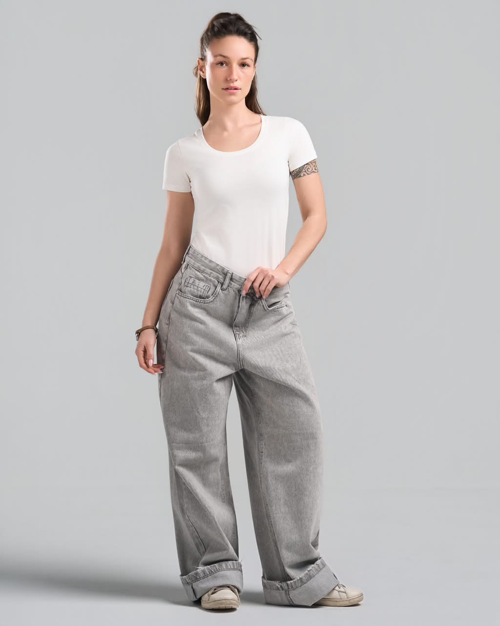 Round Short Sleeve White Top