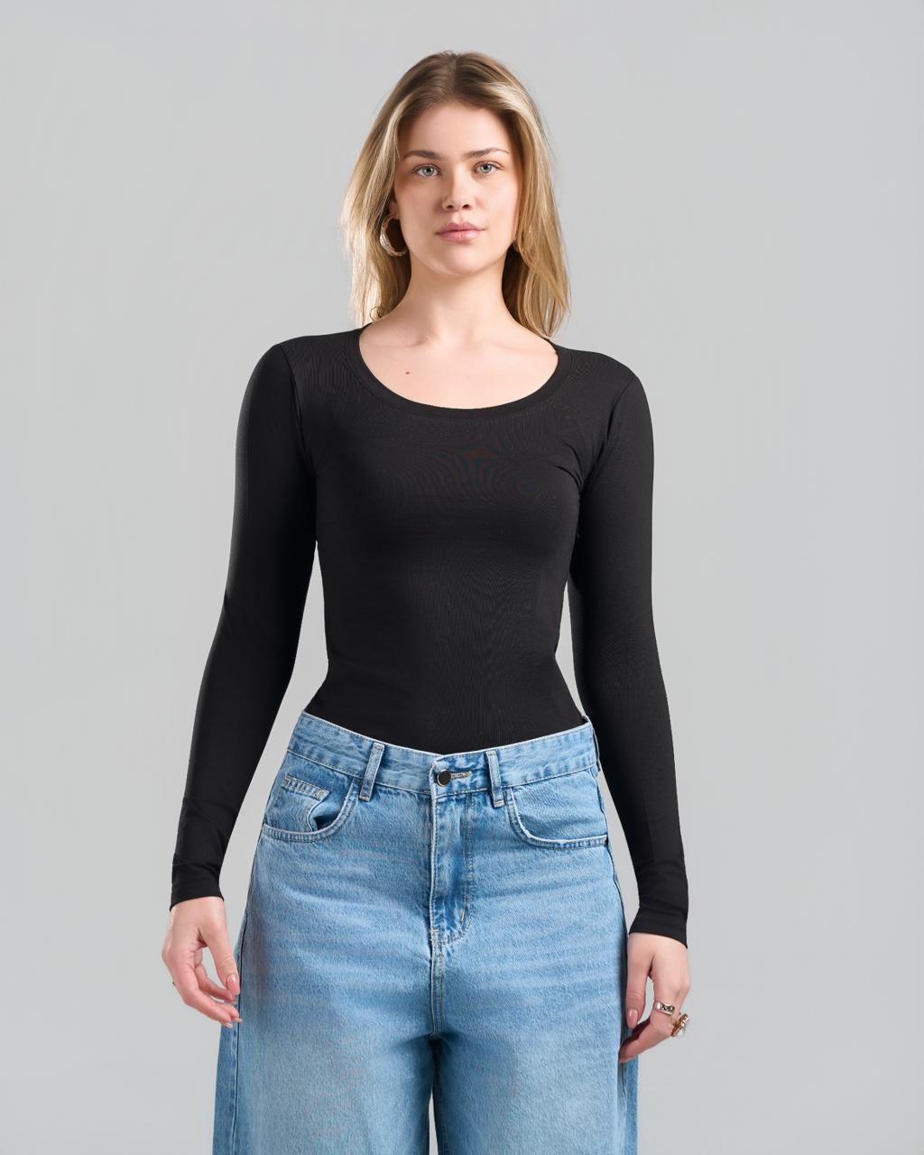 Round Long Sleeve Black Top