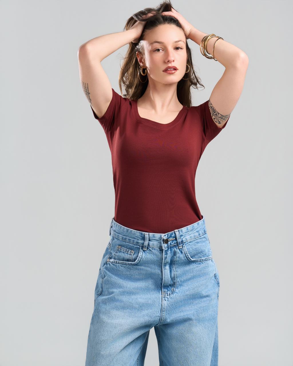 Round Short Sleeve Burgundy Top