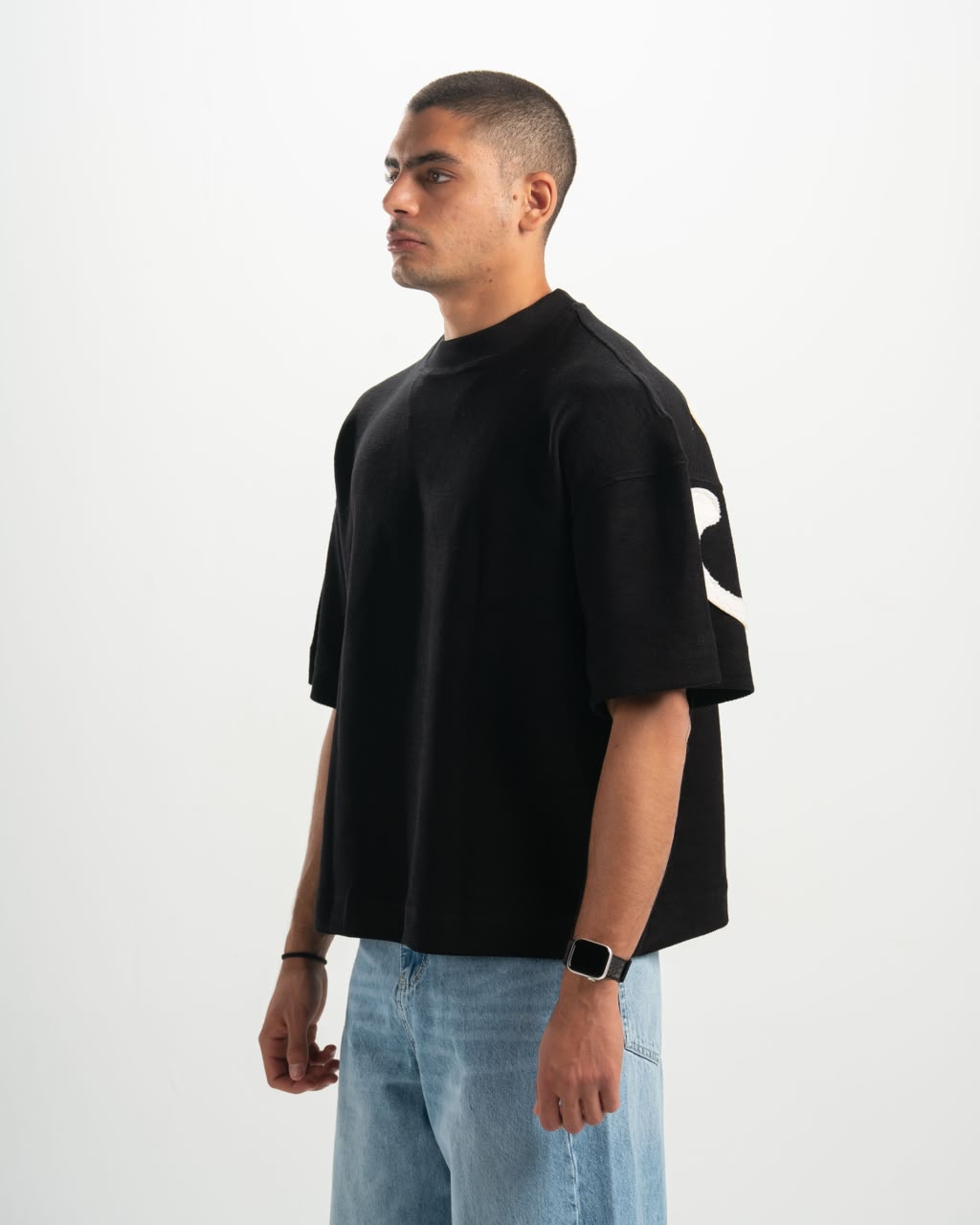 Shadow fur black T-shirt