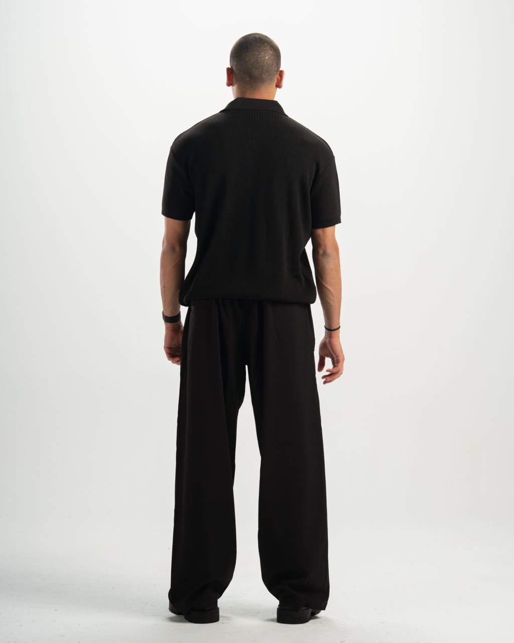 Men pleated black pants