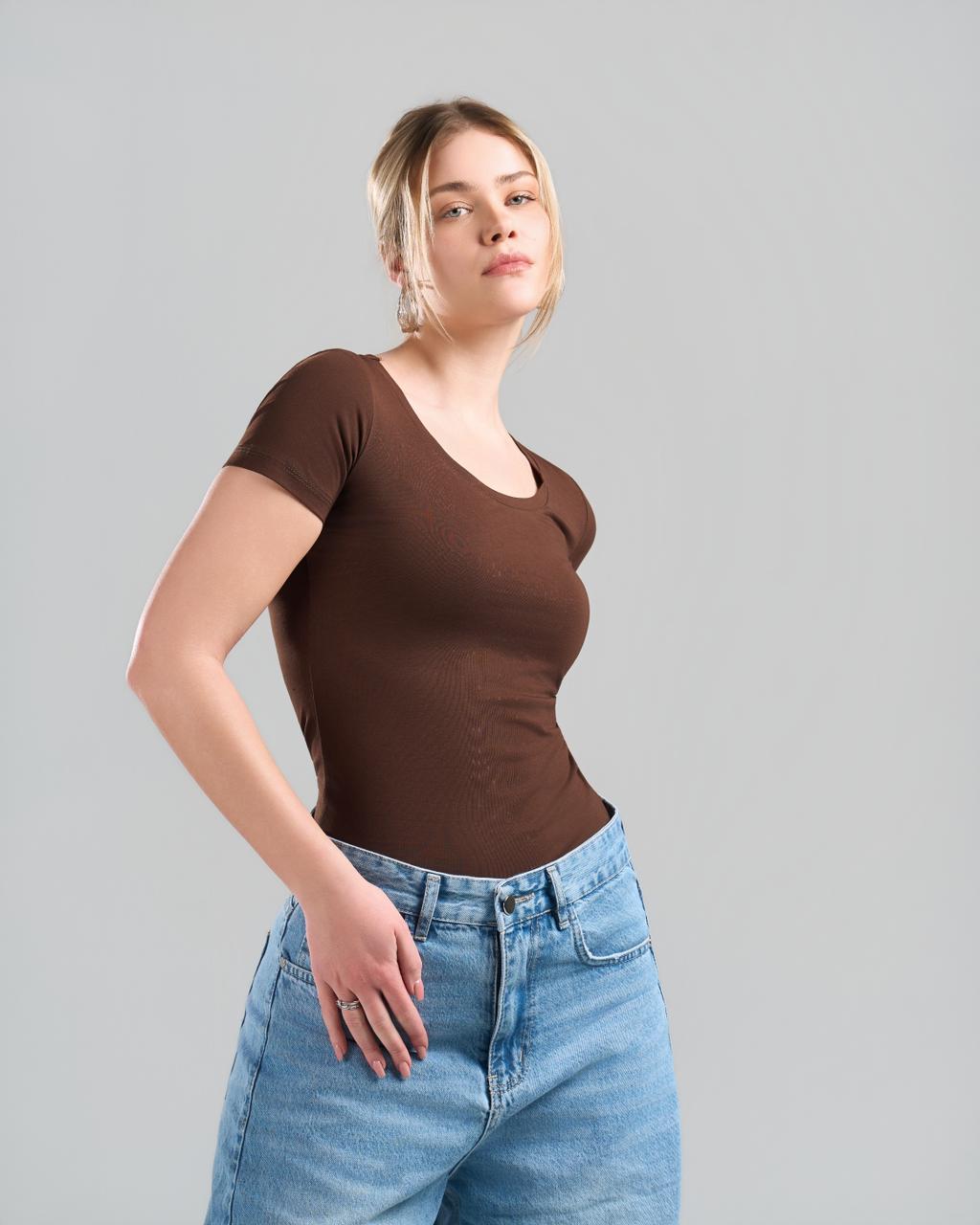 Round Short Sleeve Brown Top