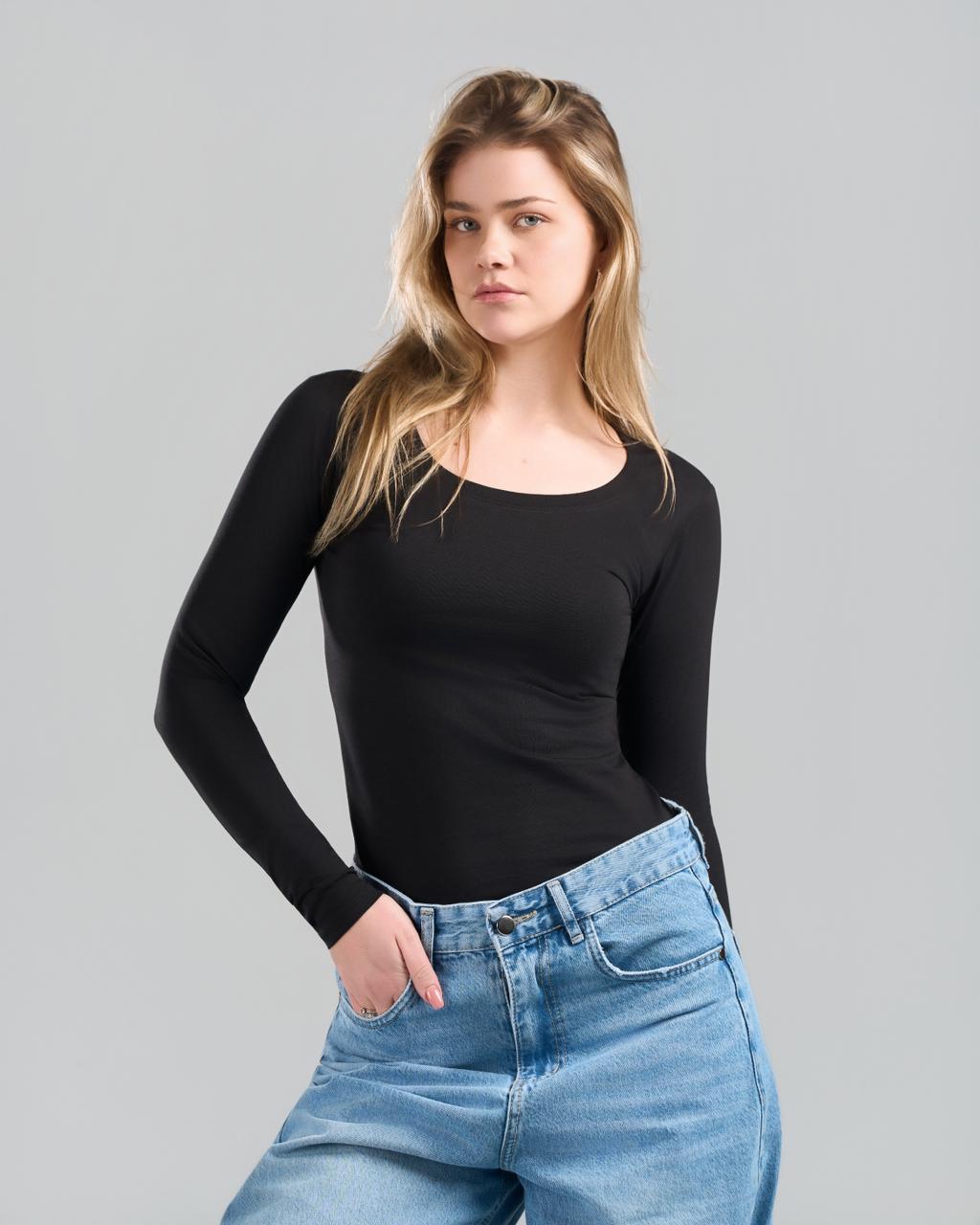 Round Long Sleeve Black Top