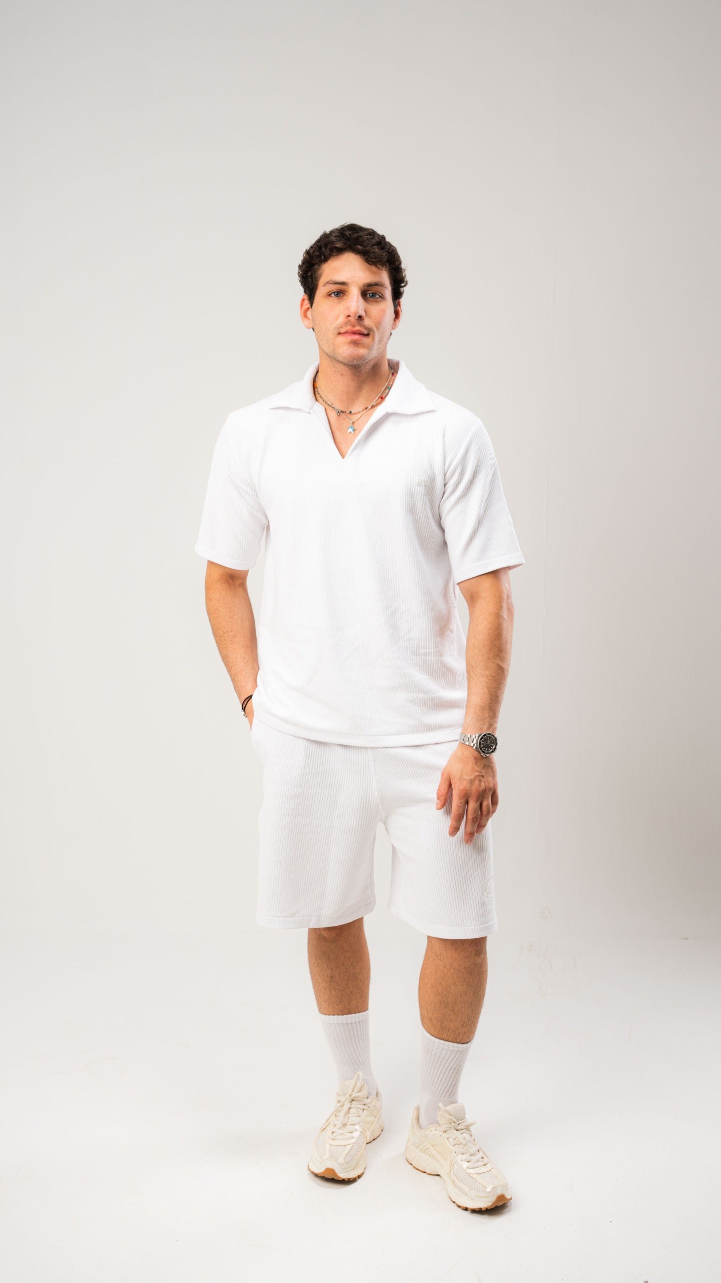 White Cardonne Set
