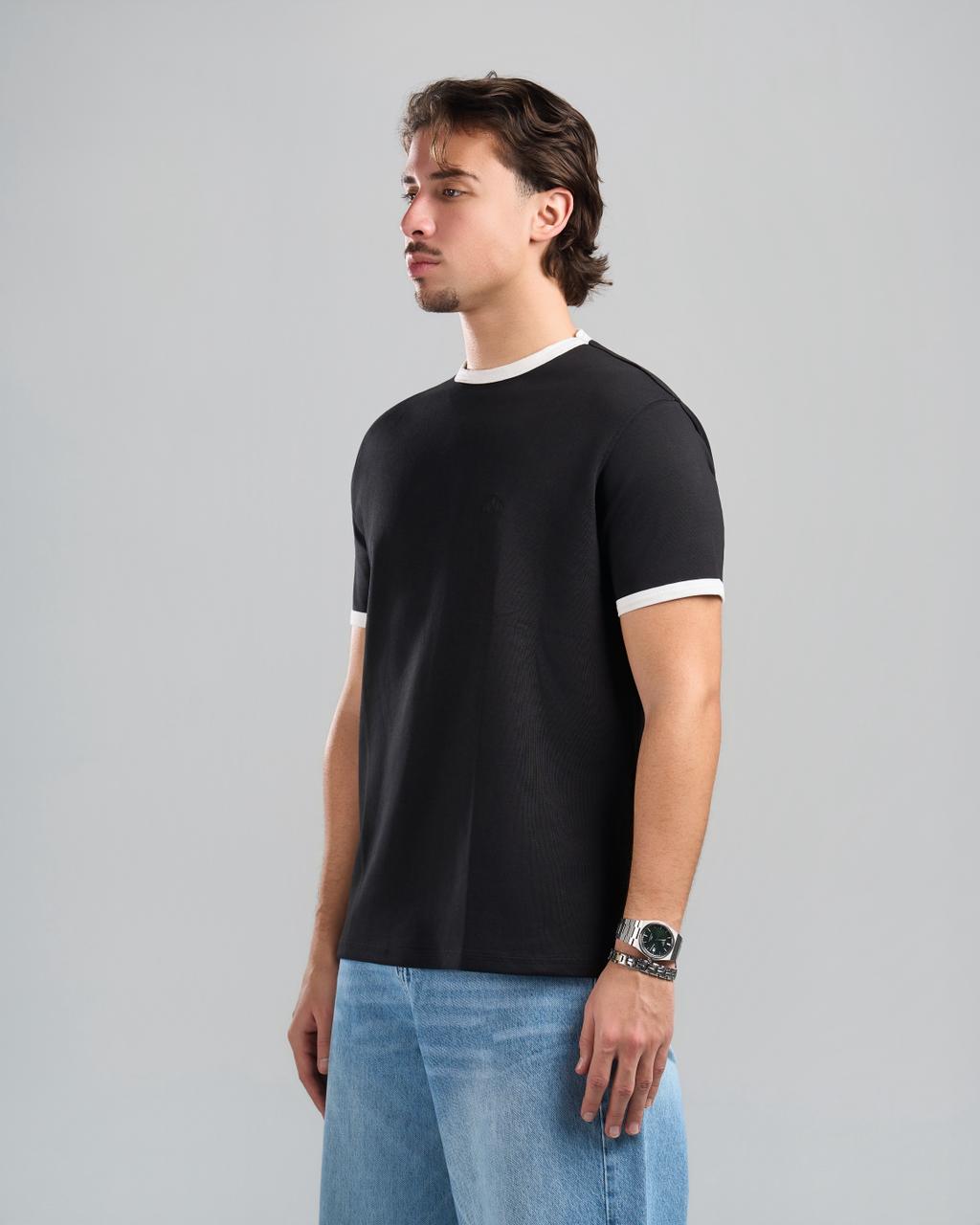 Core black T-shirt