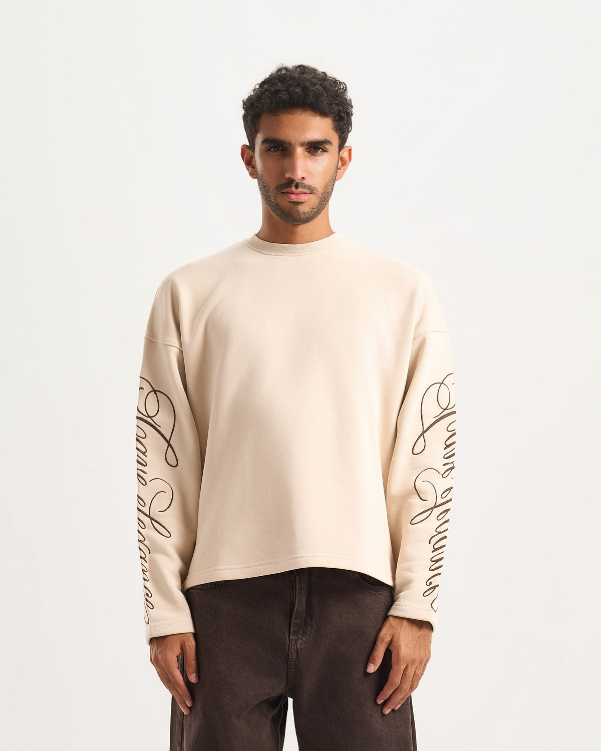Cave`s beige Crewneck