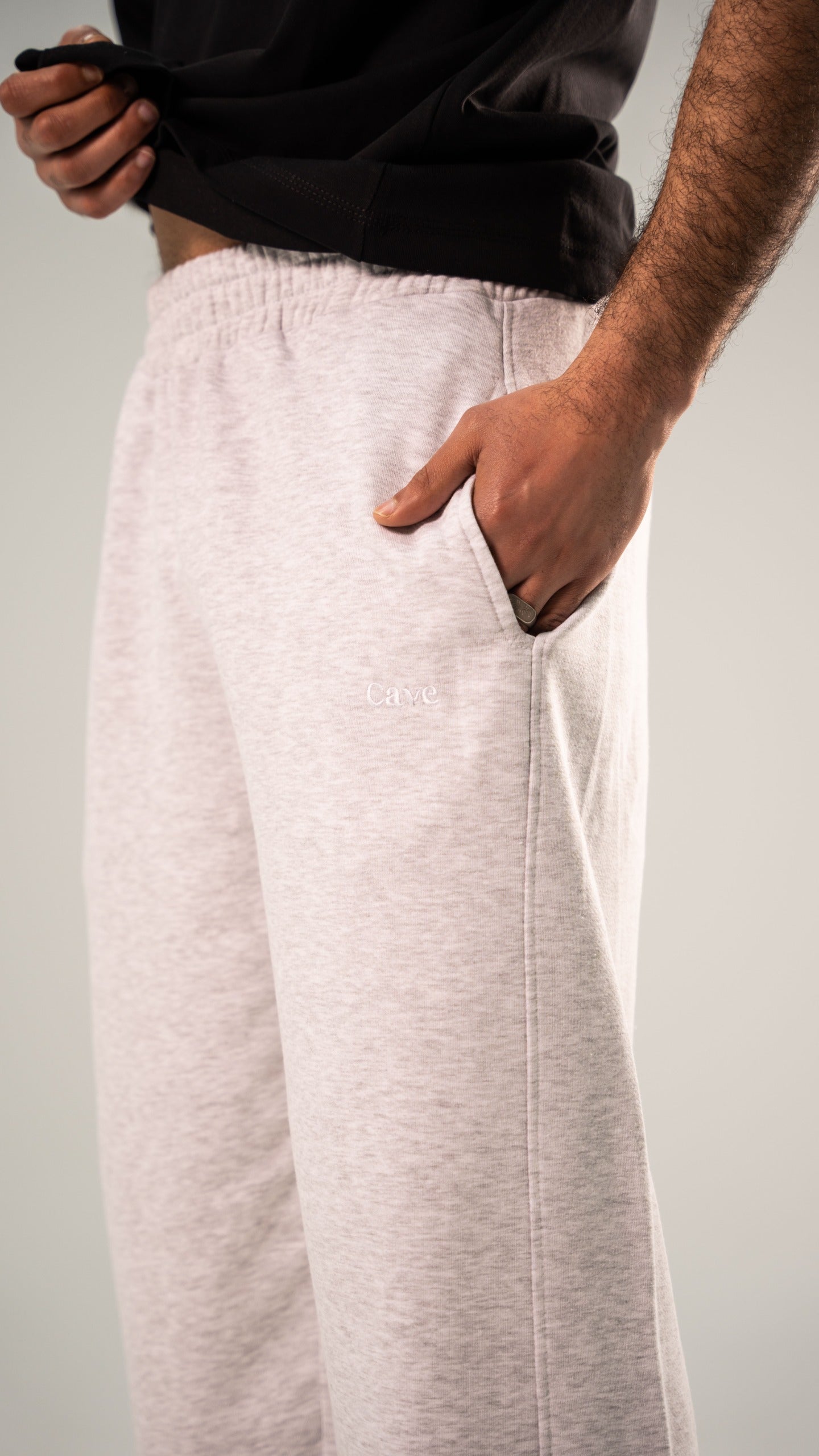GREY SWEATPANTS