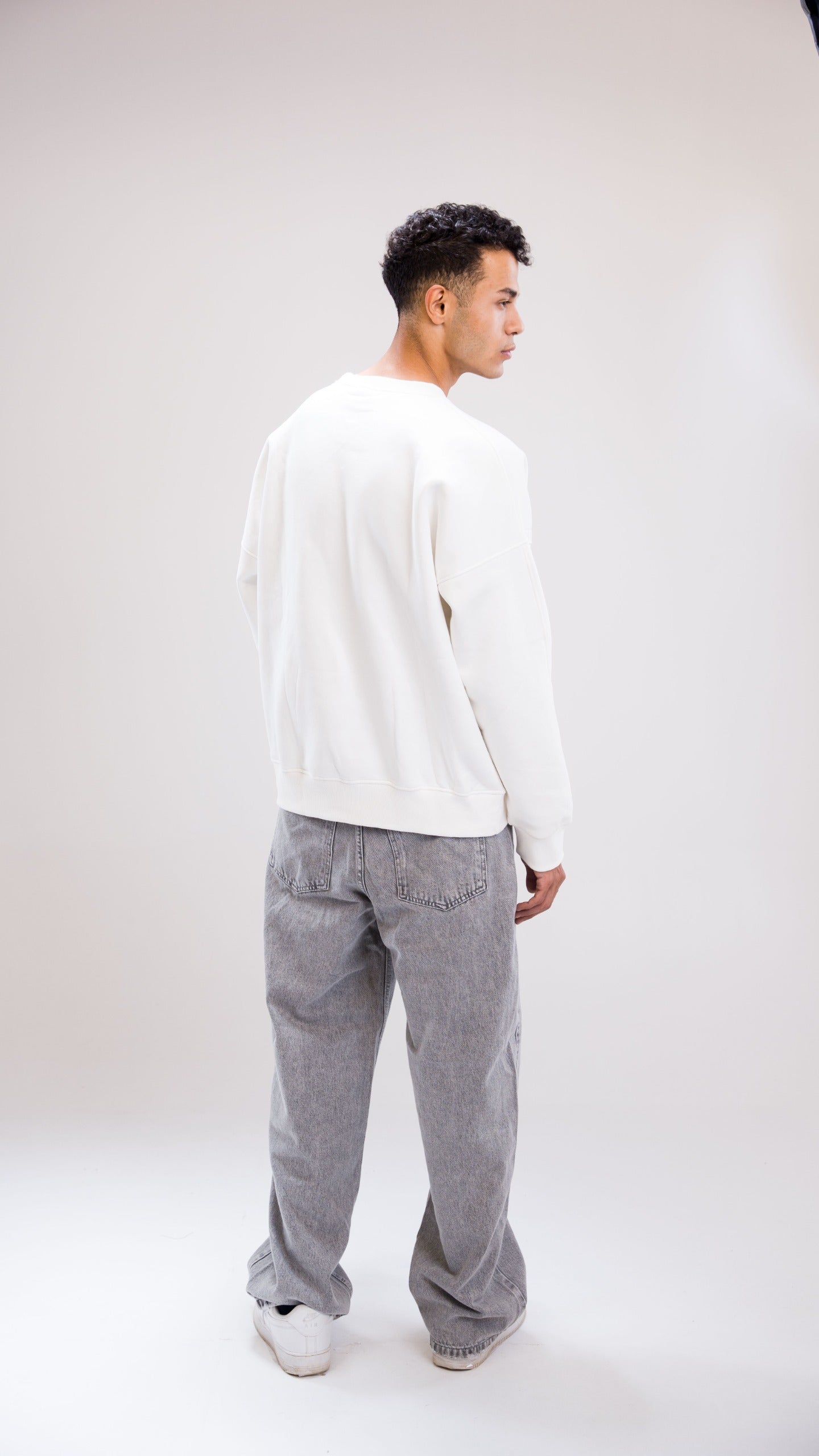 Chain White crewneck