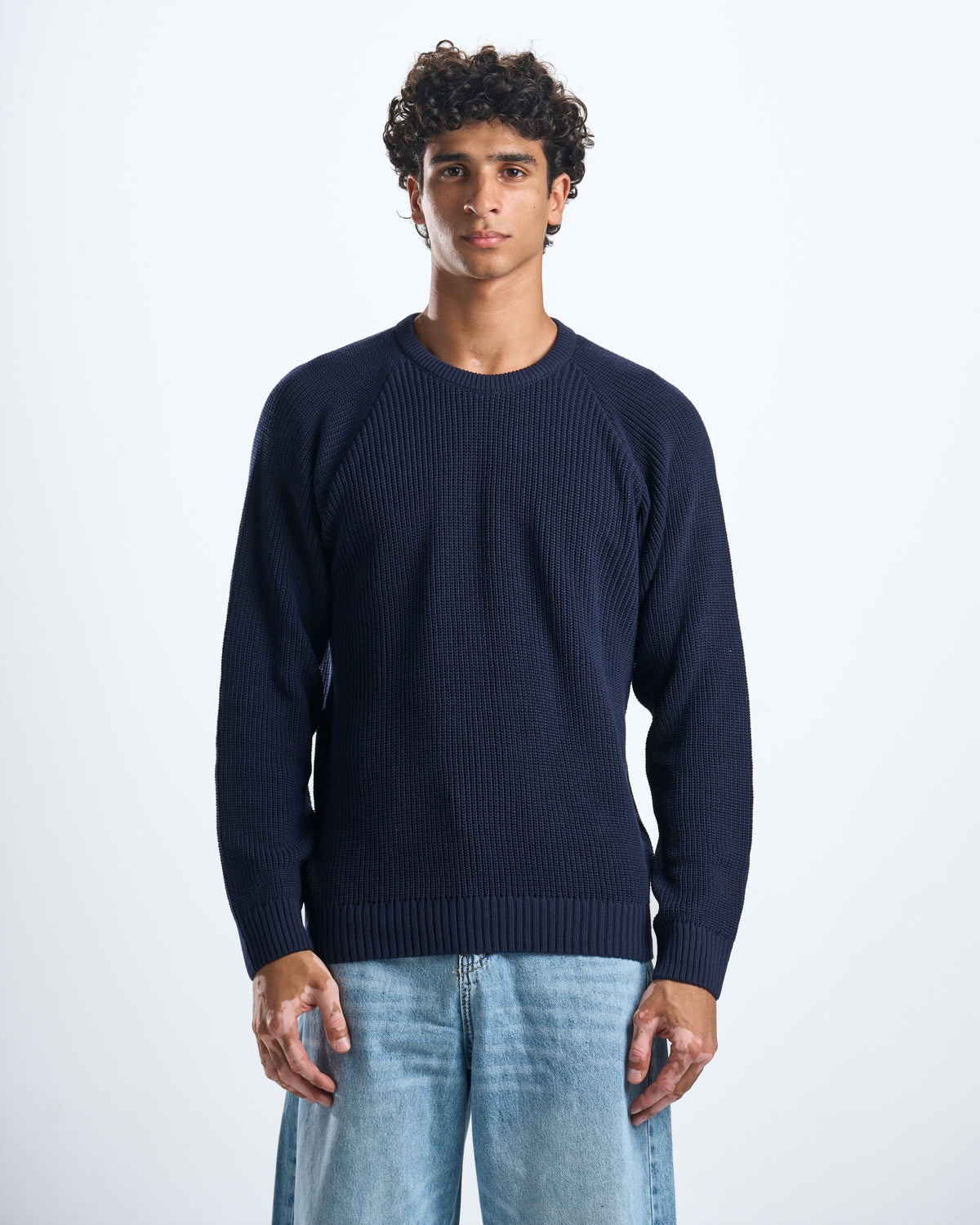 Knitted navyblue crewneck