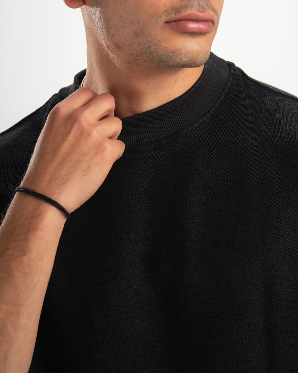 Shadow fur black T-shirt