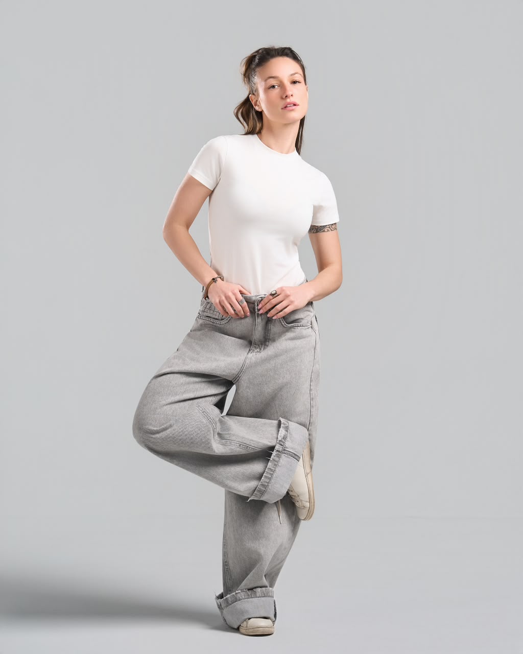 U-Neck Short Sleeve White Top