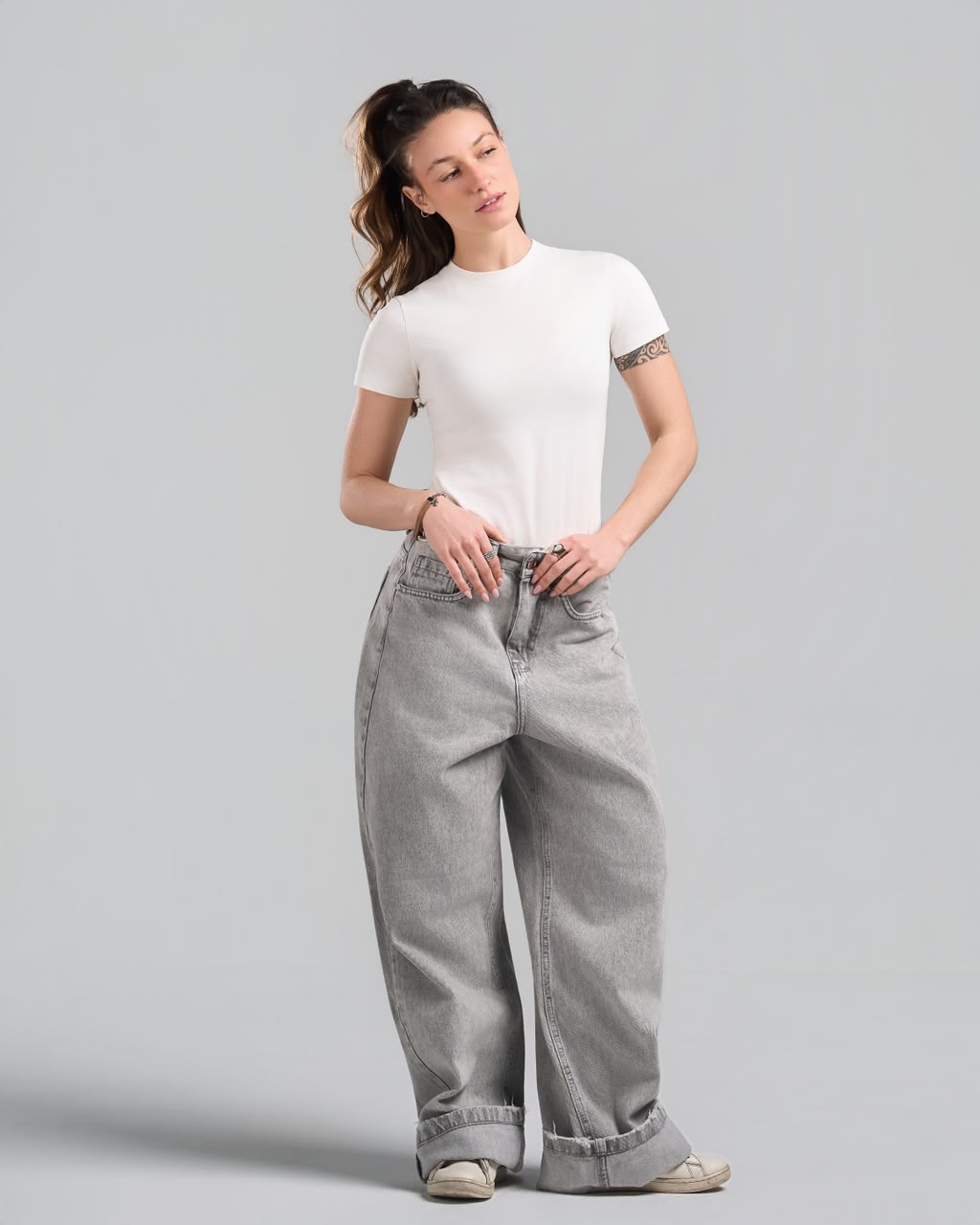 U-Neck Short Sleeve White Top