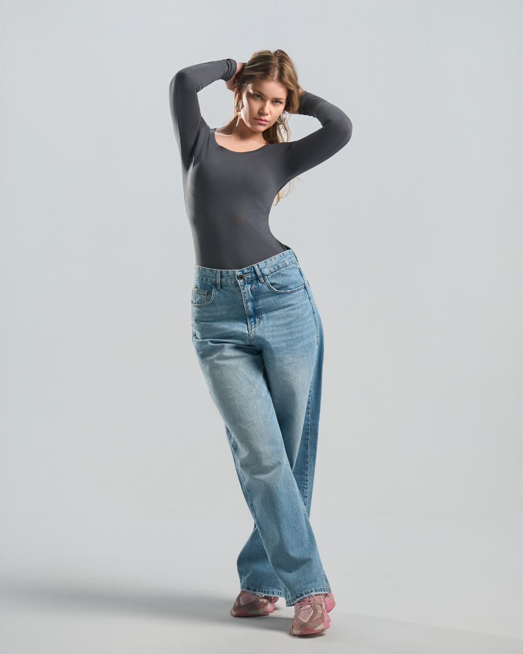Round Long Sleeve DarkGrey Top
