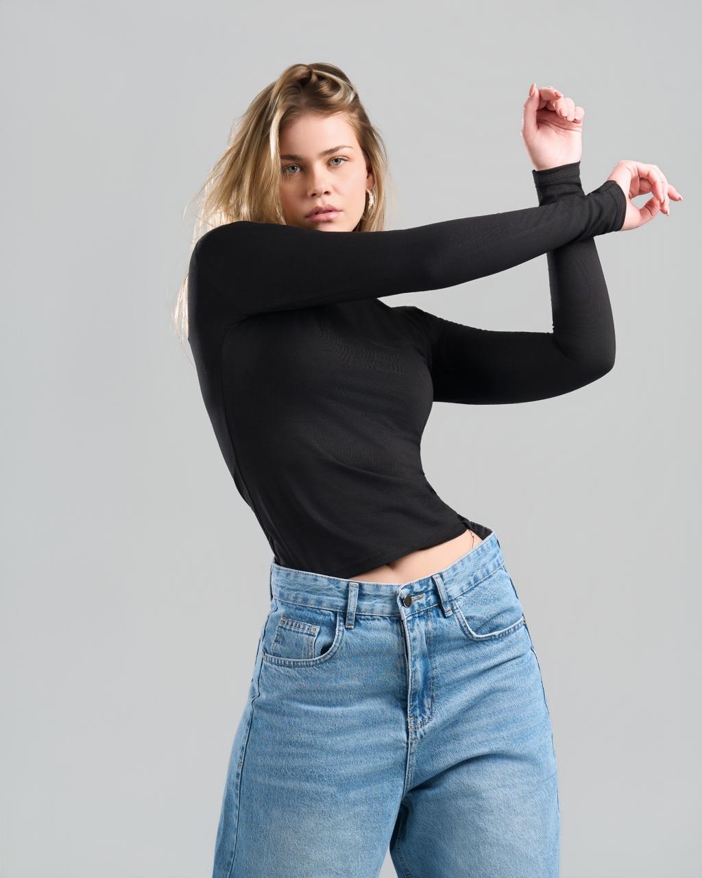 U-Neck Long Sleeve Black Top