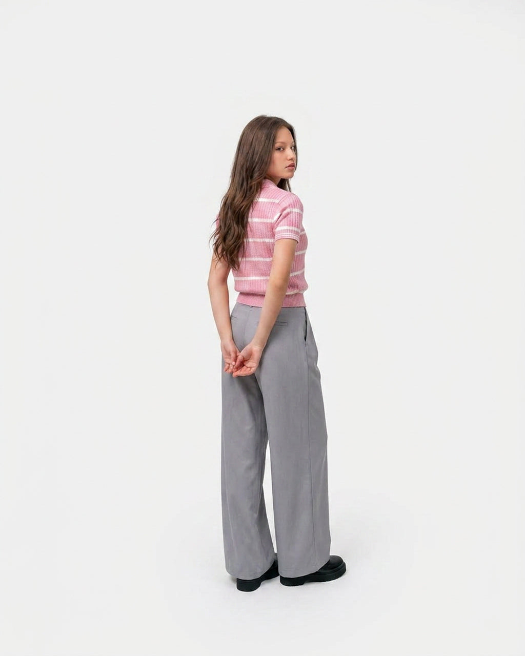 women pleated gray pants