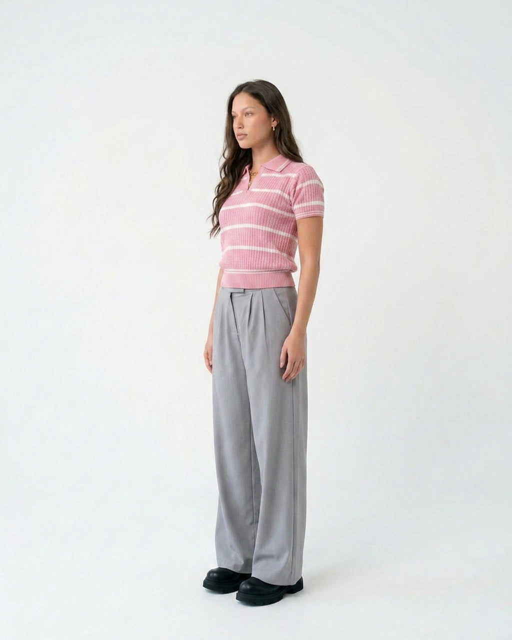 women pleated gray pants